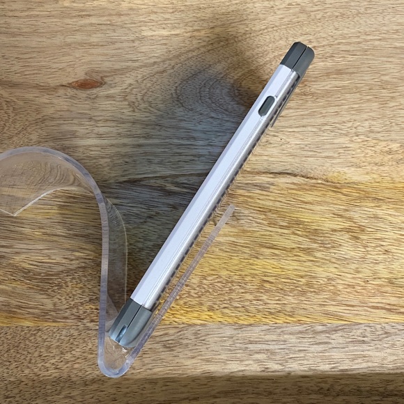 LifeProof NUUD Series case for iPhone 7plus - Picture 5 of 14